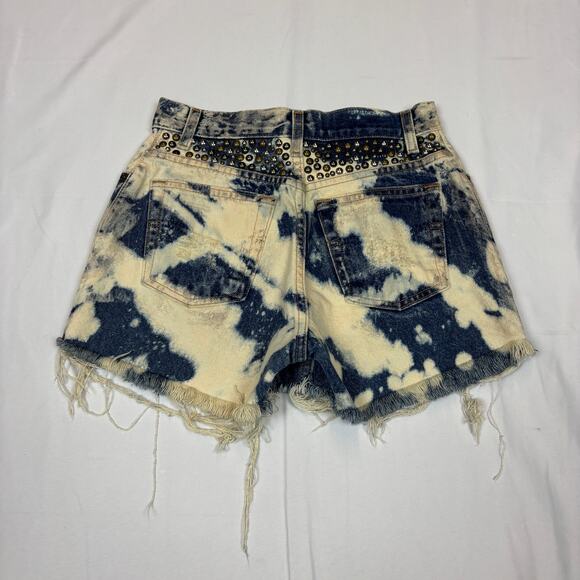 Vintage Y2K Levi's 550 Jorts Denim Cut Off Shorts Women's 6 Studded Acid Wash - Picture 3 of 13